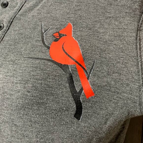 Hand Printed Upcycled Womens Medium Cardinal Short Sleeve 1/4 Button Soft Top - Picture 2 of 4